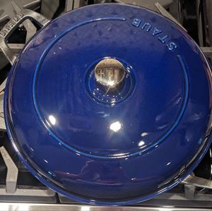 Staub cast iron 3.5 quart braiser skillet pan Dutch oven blue